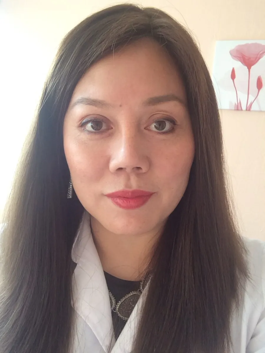 Esther speaking about acupuncture and Eastern medicine